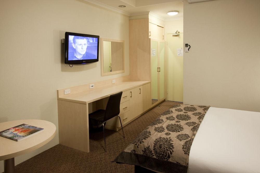 Garden City Hotel, Best Western Signature Collection Canberra Bagian luar foto