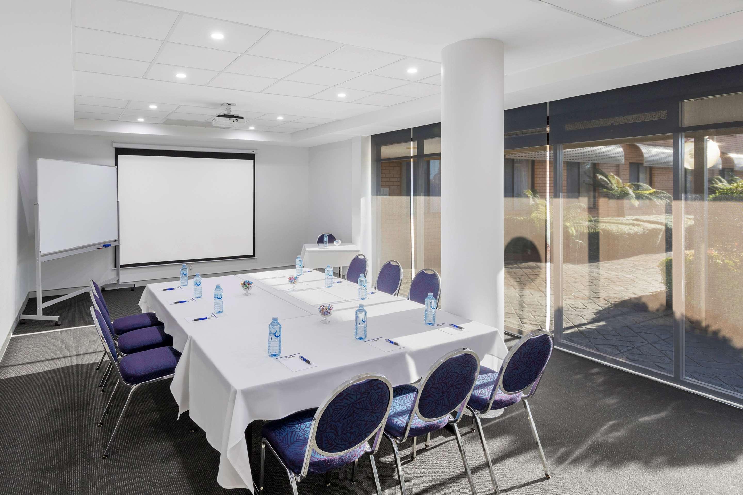 Garden City Hotel, Best Western Signature Collection Canberra Bagian luar foto