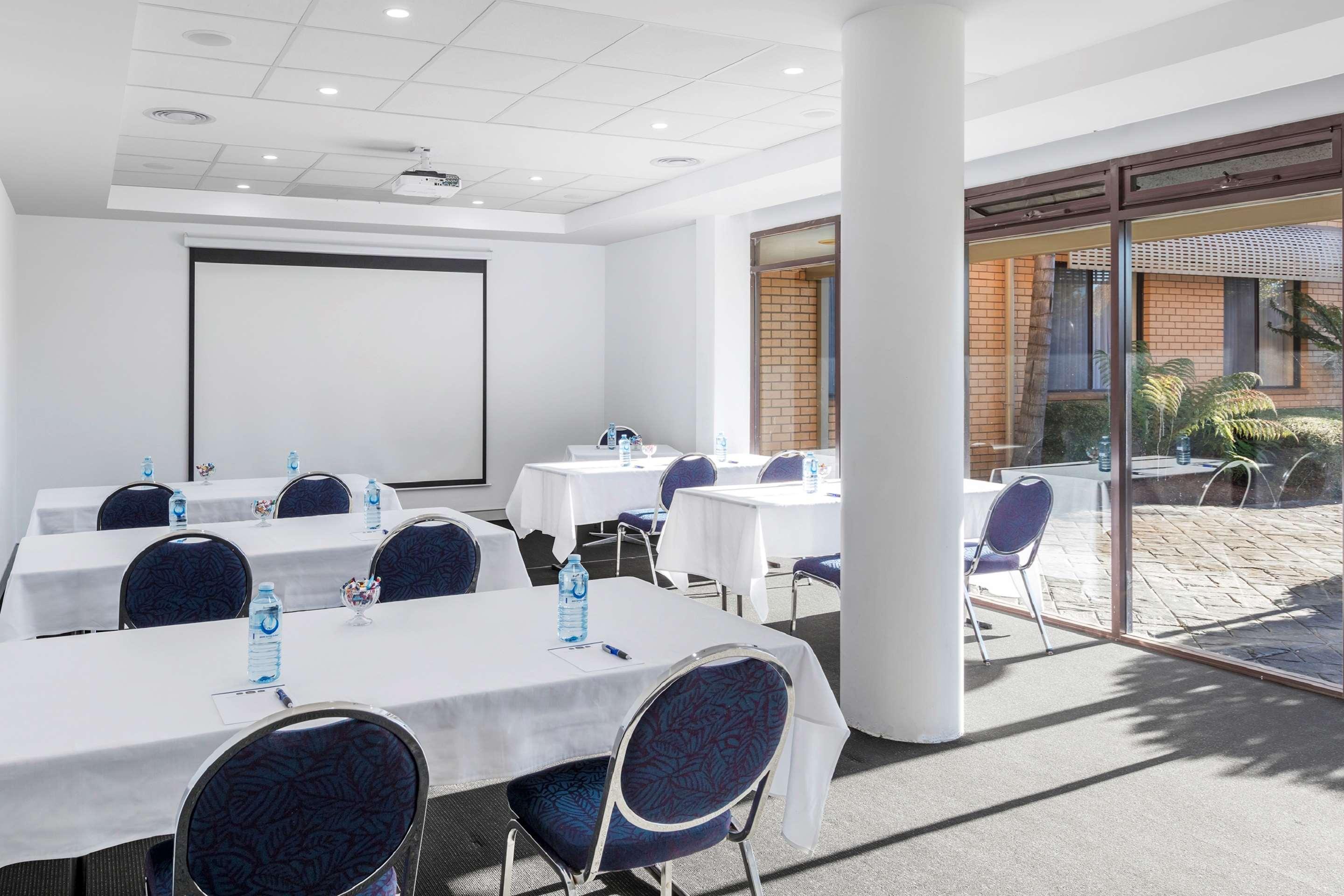 Garden City Hotel, Best Western Signature Collection Canberra Bagian luar foto