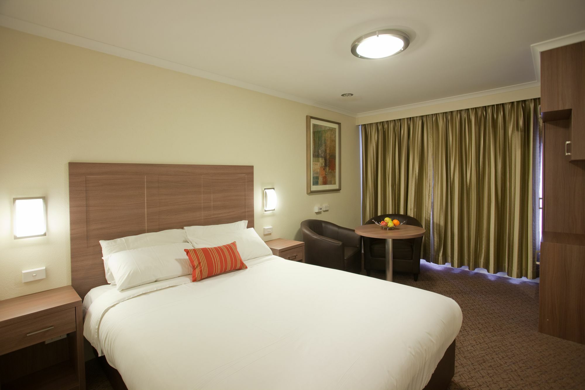 Garden City Hotel, Best Western Signature Collection Canberra Bagian luar foto